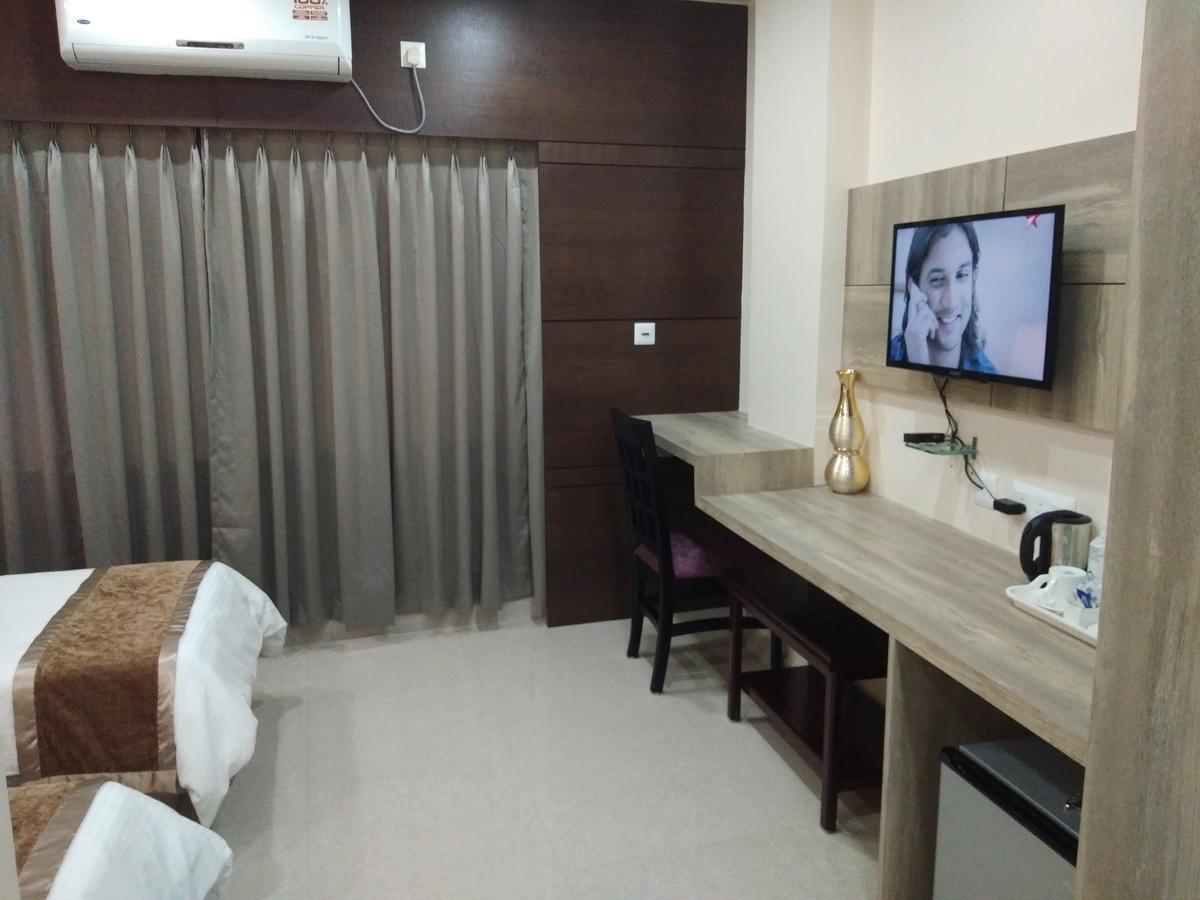 Hotel Welkin Residency Tezpur Exterior photo